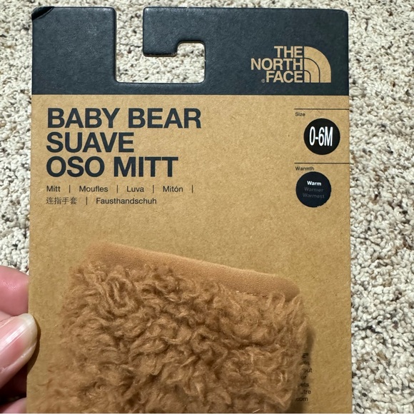 The North Face Baby Bear Suave Oso Mittens—0-6M - Picture 4 of 6